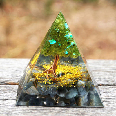 Olivenorma Baum des Lebens Peridot mit grauem Mondstein Orgonpyramide 