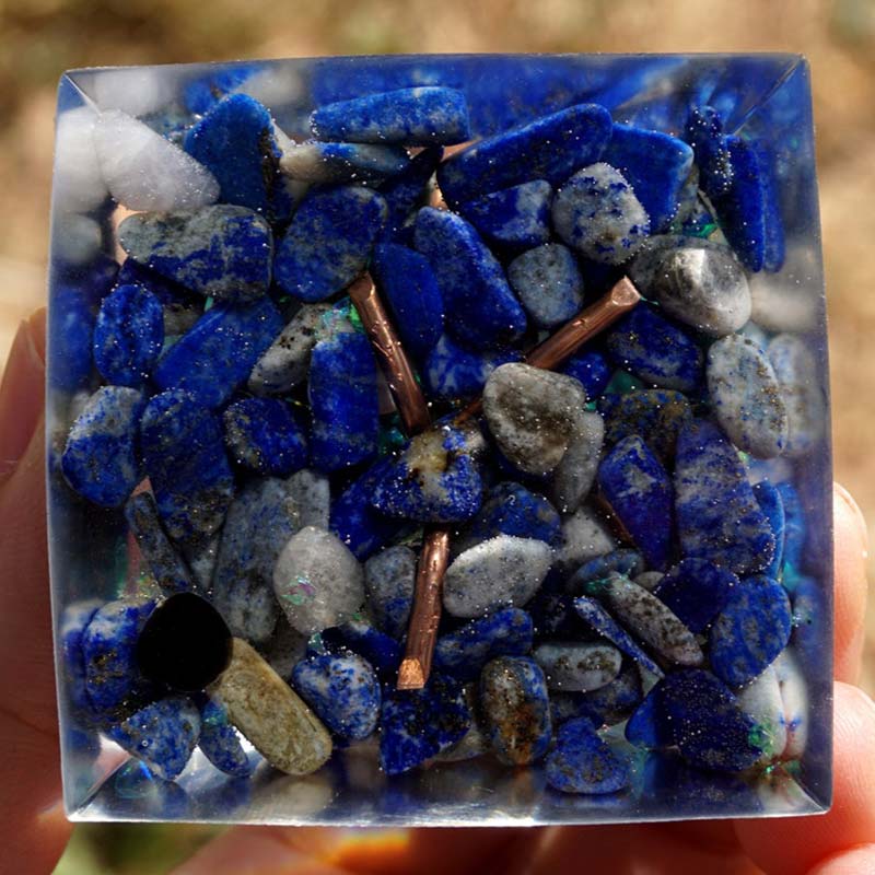 Olivenorma Lapis Lazuli mit Türkis Baum des Lebens Orgon Pyramide 