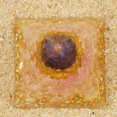 Olivenorma Amethyst Klarer Quarz Orgonpyramide