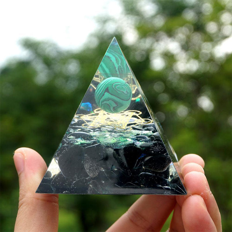 (Ausverkauf 30% RABATT / CODE: OFF30) - Olivenorma Malachitkugel & Obsidian Heilkraft Orgone Pyramide