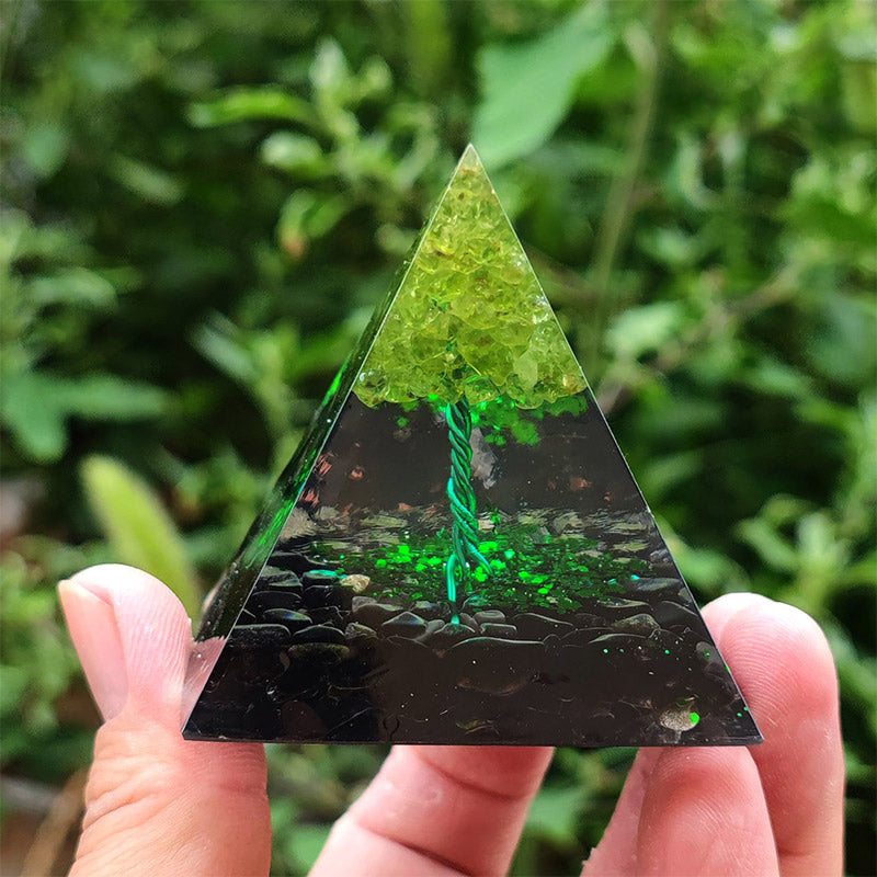 Olivenorma Obsidian mit Peridot Glücks-Orgonpyramide 