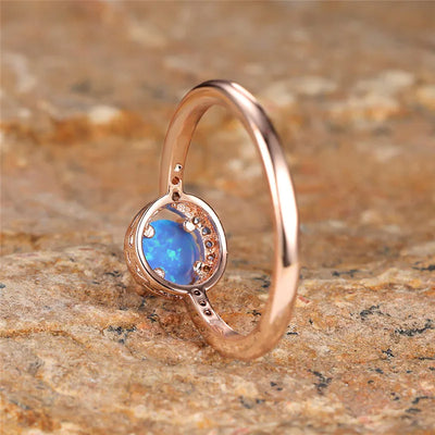 Olivenorma Klassischer Vier-Krallen-Runder-Opal-Ring 