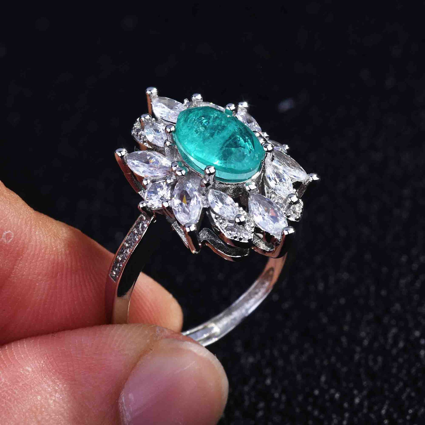 Olivenorma Verschiedene Paraiba-Turmalin Simulierte Diamant Verstellbarer Ring