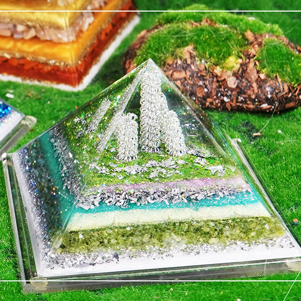 Olivenorma Peridot Prehnit Heilende Orgonpyramide