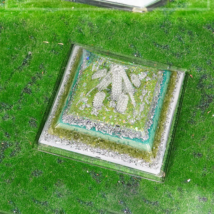 Olivenorma Peridot Prehnit Heilende Orgonpyramide