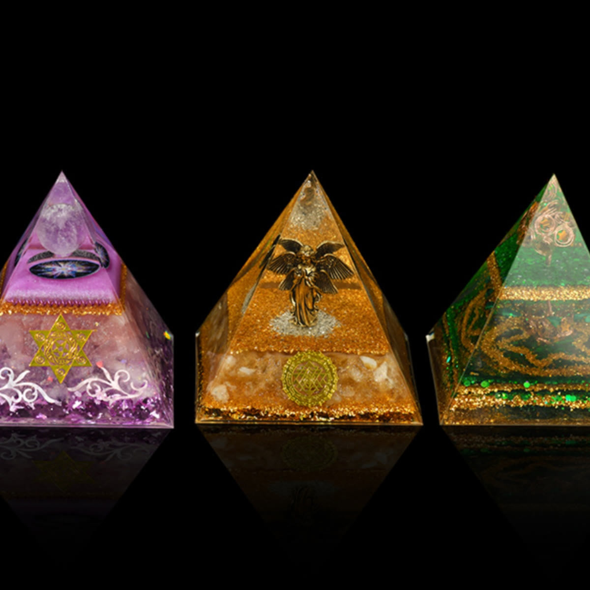 Olivenorma natürliche Kristallornamente funktionale Heil-Orgon-Pyramide