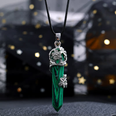 Olivenorma Kristallstein Hexagonal Column Flower Pendant Edelstein Halskette