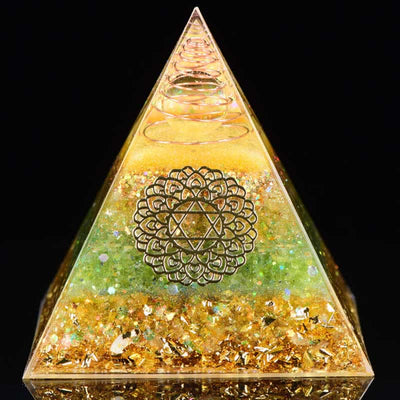 Olivenorma "Viel Glück im neuen Jahr" Citrin Peridot Orgon-Pyramide 