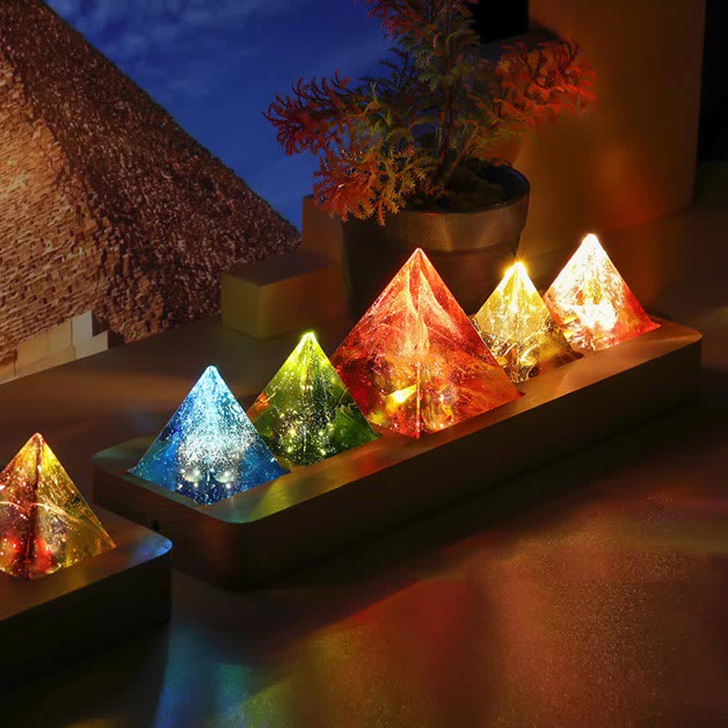 Olivenorma Bunte Glas Kristall Orgon-Pyramide 