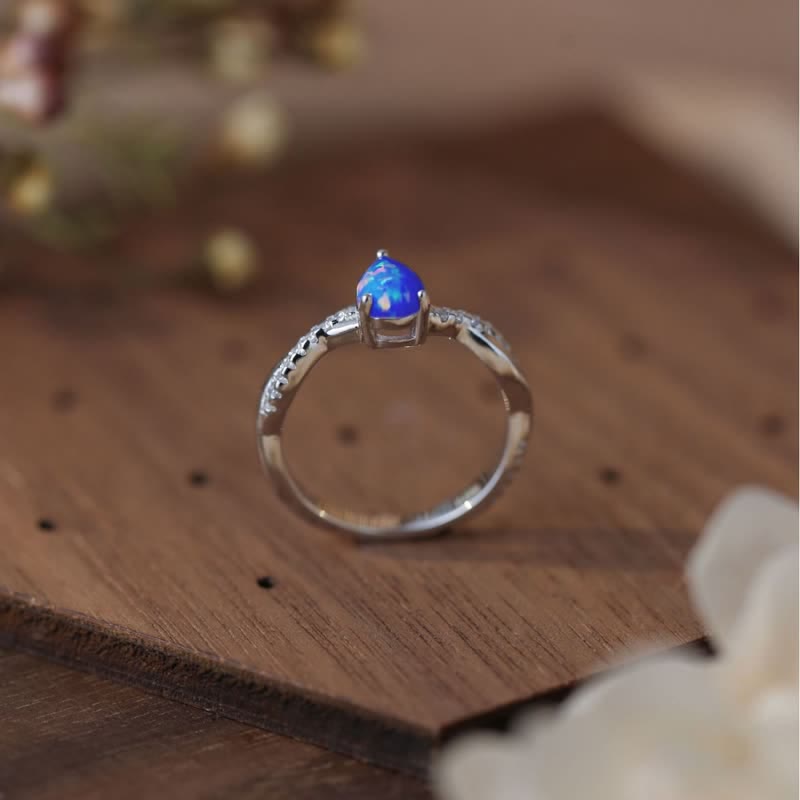 Olivenorma Wassertropfen Blau Opal Weiß Zirkon Ring