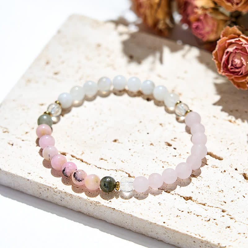 Olivenorma Armband mit Perlen aus natürlichem, klarem Kristall und rosa Opal-Labradorit 