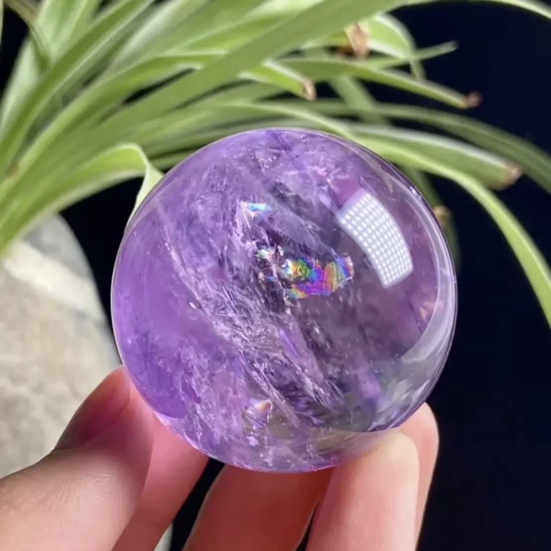 Olivenorma Natürliche Amethyst-Kristallkugel - image 3