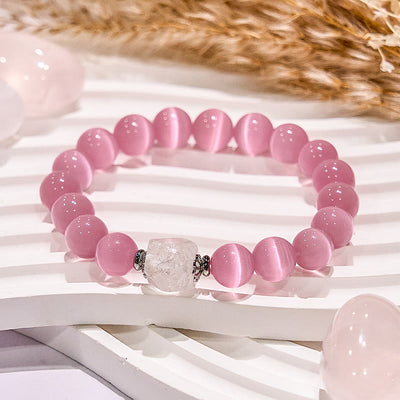 Olivenorma Glitzerndes Perlenarmband mit Katzenaugenstein in Rosa 