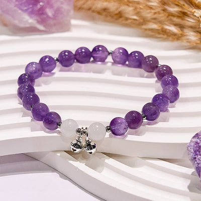 Olivenorma Armband aus natürlichem Amethyst mit weißen Jade-Glockenperlen