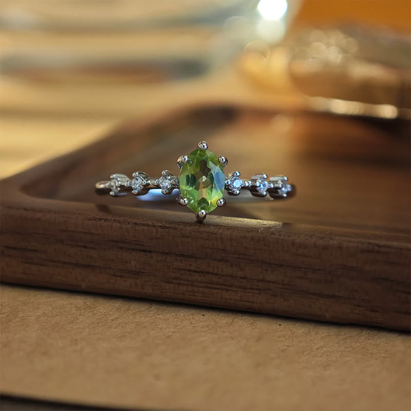 Olivenorma Halskette und Ring aus Sterlingsilber mit natürlichem Peridot