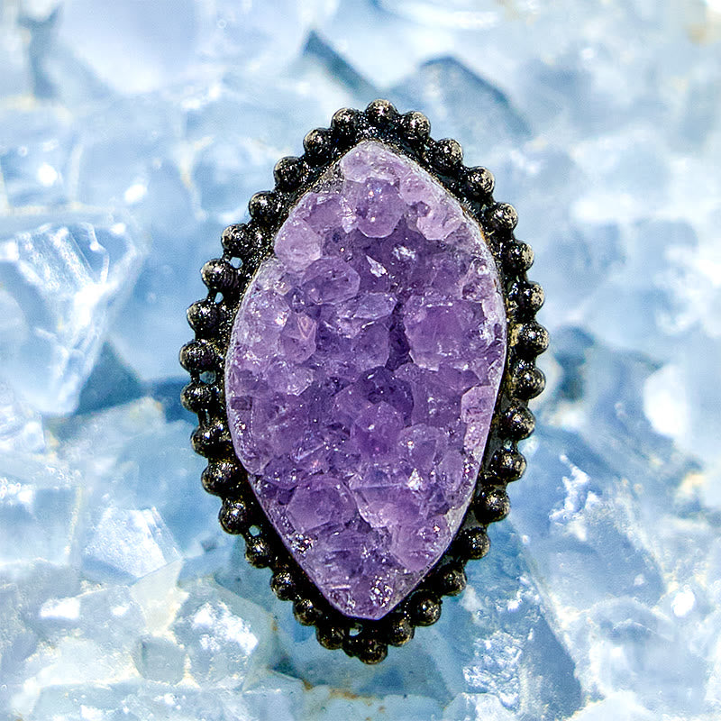 Olivenorma Verstellbarer Ring aus natürlichem Amethyst in unregelmäßiger Form