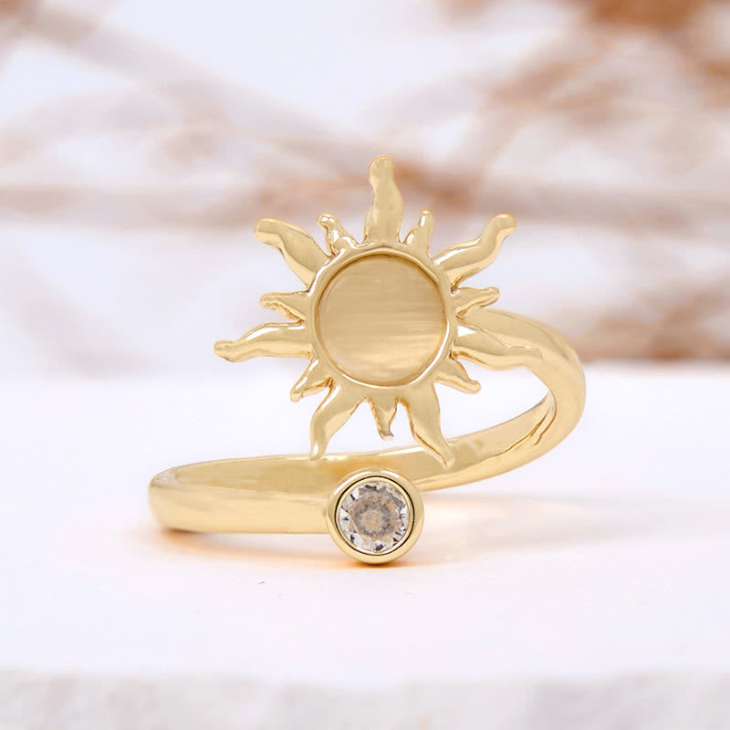 Olivenorma Sonnenschliff-Ring mit rosa Opal und Katzenaugenstein