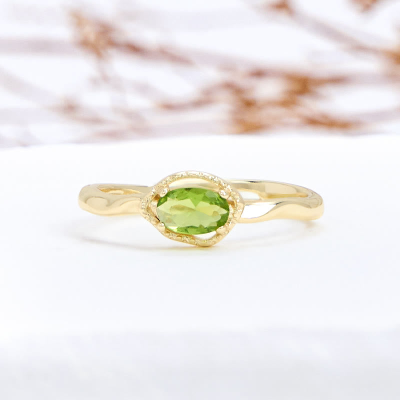 Olivenorma Peridot Unregelmäßiger Einfacher S925 Vergoldeter Ring 