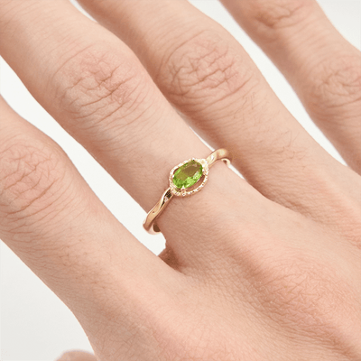 Olivenorma Peridot Unregelmäßiger einfacher S925 vergoldeter Ring