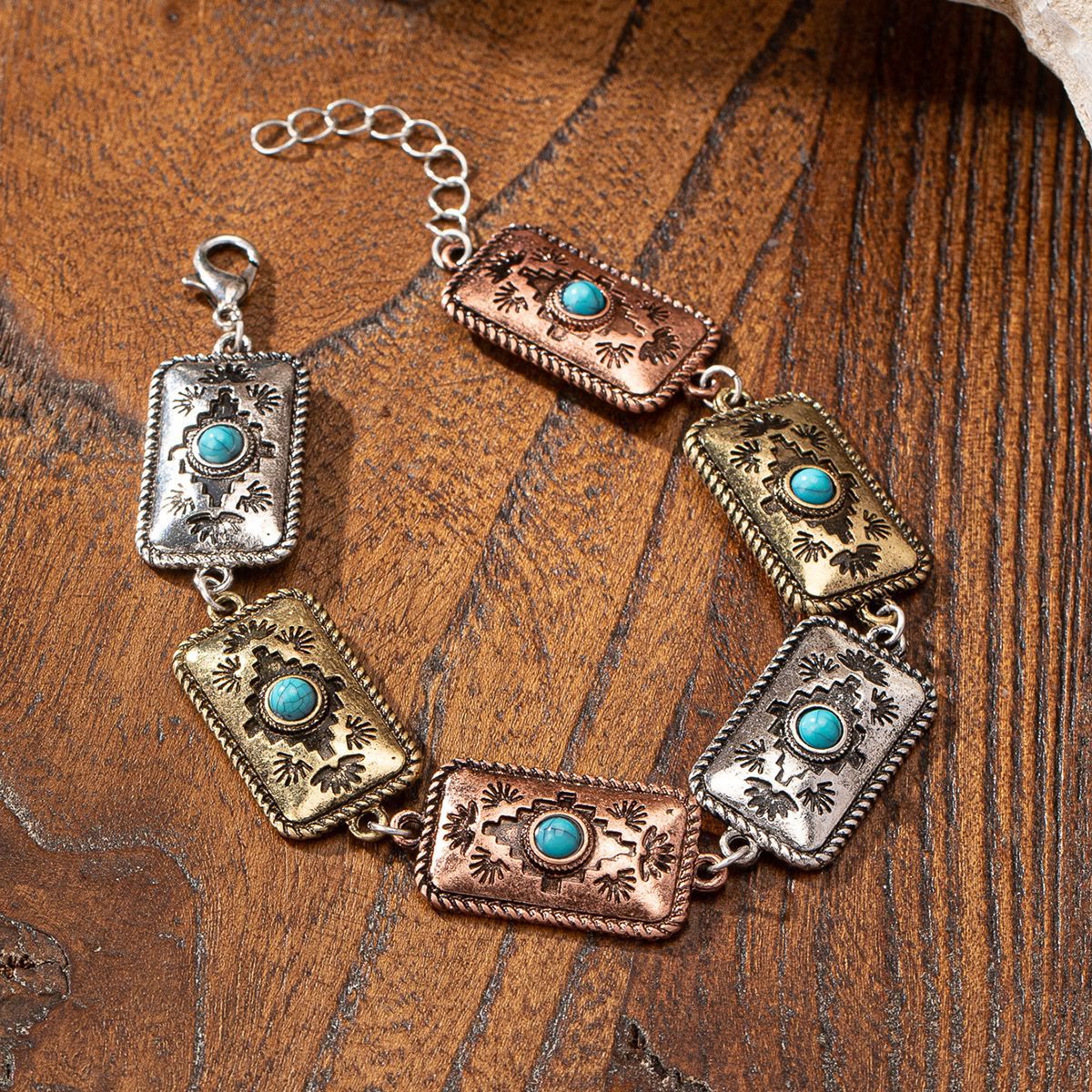Olivenorma Türkisfarbenes Metallarmband im Bohemian-Stil