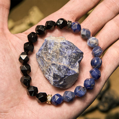 Olivenorma Armband mit facettierten natürlichen Obsidian-Sodalith-Perlen