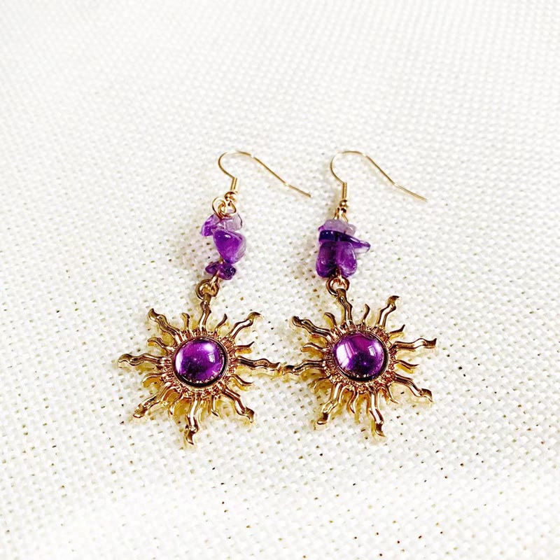Olivenorma Sonnenohrringe aus natürlichem Amethyst-Kies