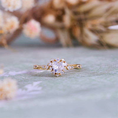 Olivenorma „Gypsophila“ Herzring mit künstlichem Diamanten