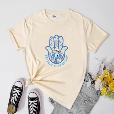 Olivenorma T-Shirt mit Aufdruck „Schutz vor bösem Blick und Hamsa“