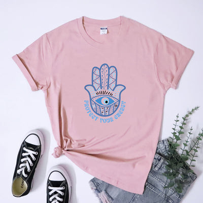 Olivenorma T-Shirt mit Aufdruck „Schutz vor bösem Blick und Hamsa“
