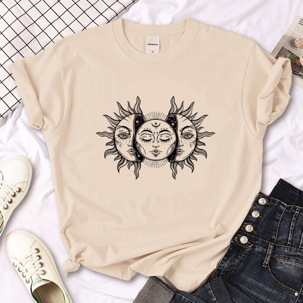 Olivenorma – T-Shirt „Hexen-Triple Moon“ im Gothic-Print in Khaki