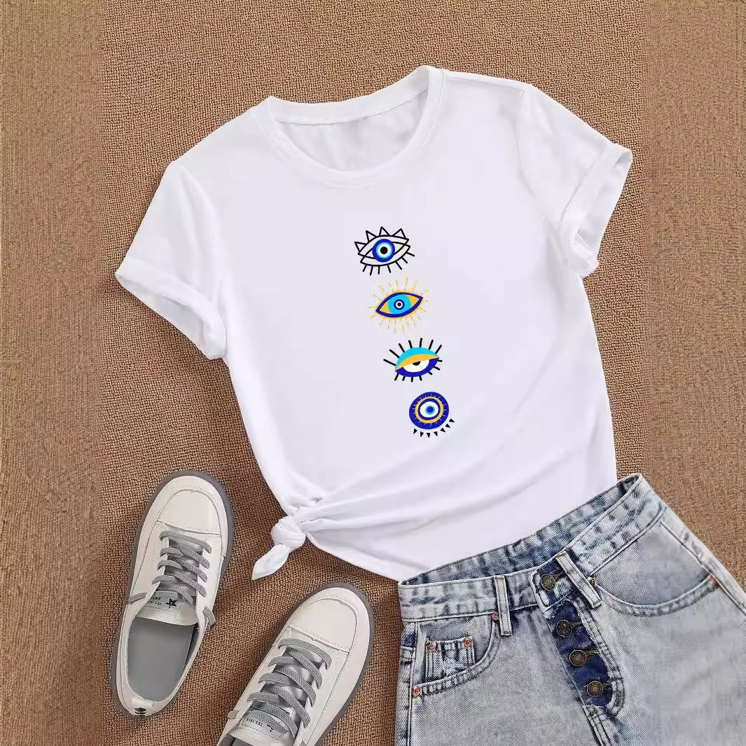 Olivenorma – Weißes T-Shirt mit „Blauem Bösen Blick“-Print