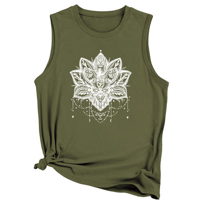 Olivenorma – Ärmelloses, großes Trägershirt mit Lotus-Print