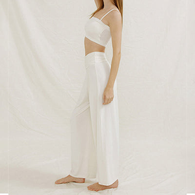 Olivenorma – Verstellbare Yogahose mit weitem Bein