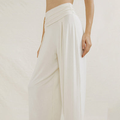 Olivenorma – Verstellbare Yogahose mit weitem Bein