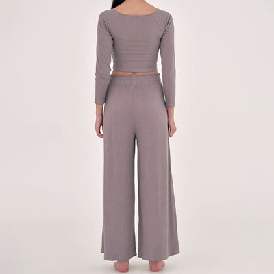 Olivenorma – Entspannte Yogahose mit hoher Taille