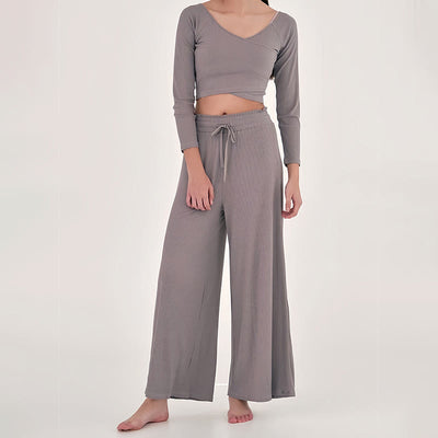 Olivenorma – Entspannte Yogahose mit hoher Taille