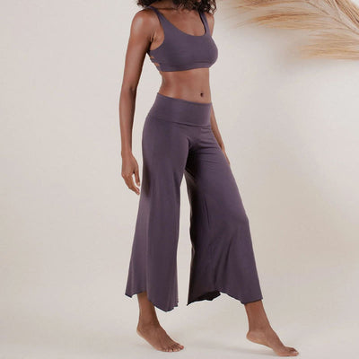 Olivenorma – Kurze Yoga-Schlaghose mit hoher Taille - image 3