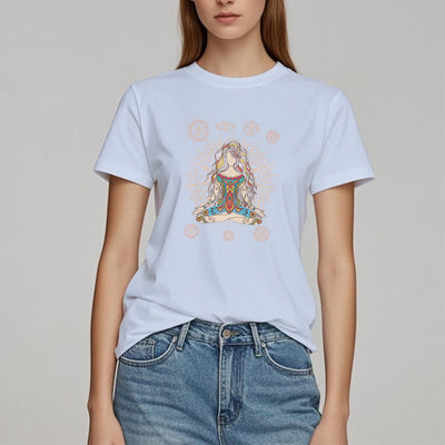Olivenorma – Baumwoll-T-Shirt „Meditierende Göttin“