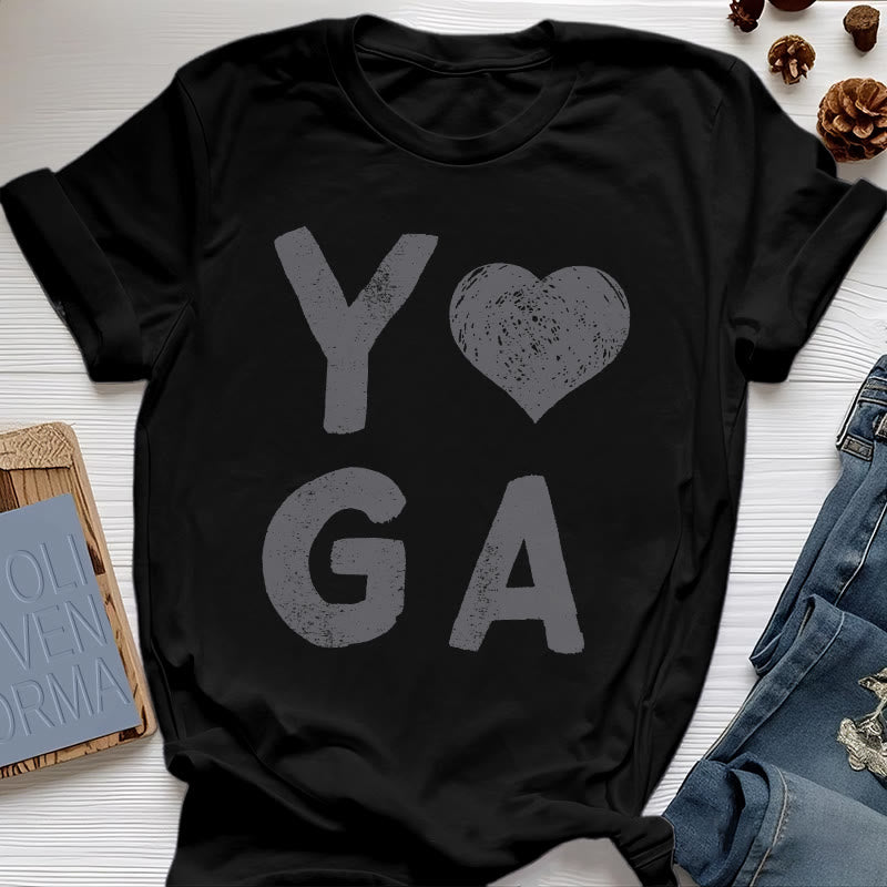 Olivenorma – Yoga-T-Shirt mit Herz-Print
