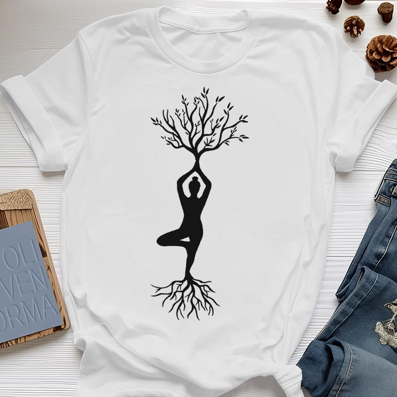 Olivenorma Verwurzelte Yoga-Baum-Pose T-Shirt