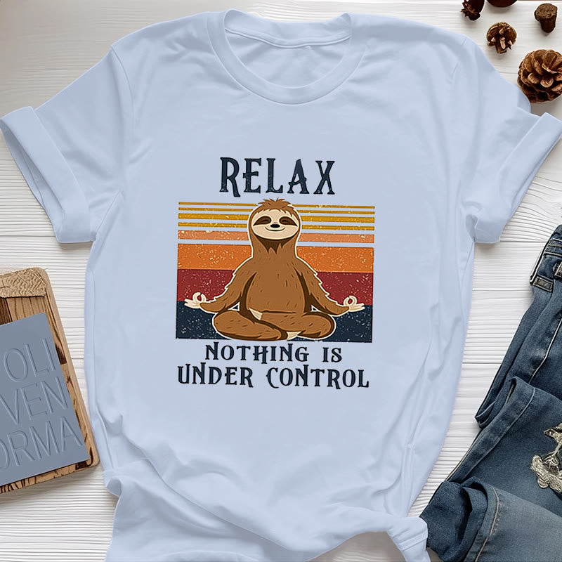 Olivenorma – Entspanntes Retro-Baumwoll-T-Shirt mit Faultier-Motiv