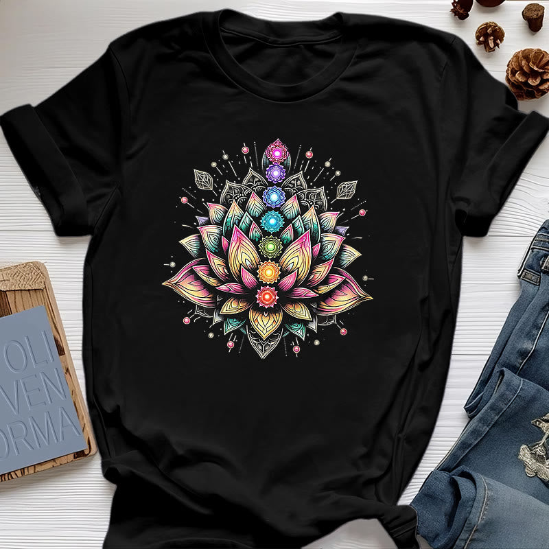 Olivenorma Chakra Lotusblume Yoga Meditation T-Shirt