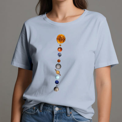 Olivenorma – T-Shirt mit Sonnensystem-Galaxien-Print