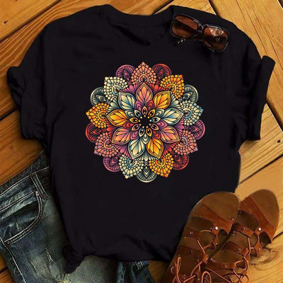 Olivenorma – Schwarzes T-Shirt mit buntem geometrischem Lotus-Print