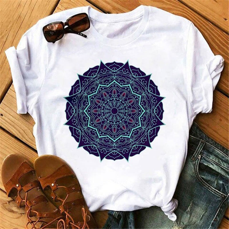 Olivenorma – Weißes T-Shirt aus Baumwolle mit buntem geometrischem Print