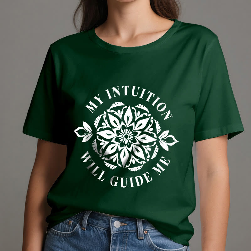 Olivenorma T-Shirt mit Blumenmuster „Meine Intuition wird mich leiten“ - image 21
