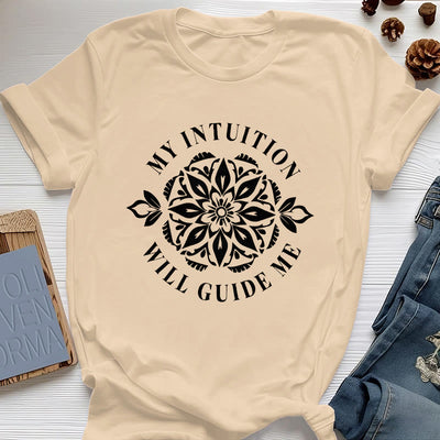 Olivenorma T-Shirt mit Blumenmuster „Meine Intuition wird mich leiten“ - Gelb - 2XL - image 1