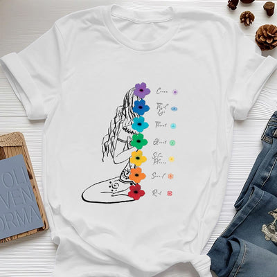 Olivenorma Meditationsmädchen 7 Chakra-Blumen T-Shirt - Weiß - 2XL - image 1