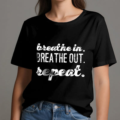 Olivenorma -Shirt "Breathe In, Breathe Out" Meditation Spirituelles T-Shirt - image 2