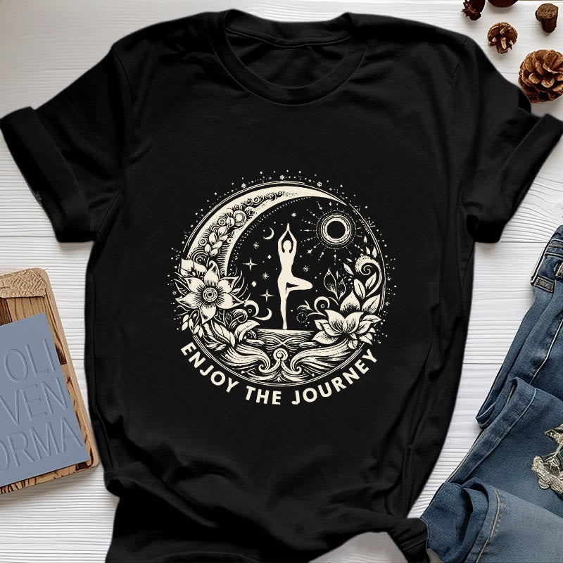 Olivenorma "GENIESSEN SIE DIE REISE" Yoga Spirituelles T-Shirt - Schwarz - 2XL - image 8